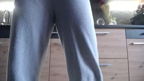 Snapshot of private_space chatting on November 7, 2025, 7:19 am Space online show from November 7, 2025, 7:19 am