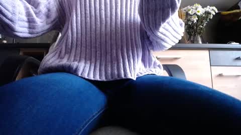 Snapshot of private_space chatting on November 26, 2025, 7:09 am Space online show from November 26, 2025, 7:09 am