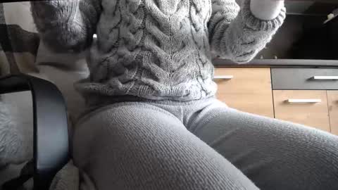 Snapshot of private_space chatting on February 12, 2026, 11:27 am Space online show from February 12, 2026, 11:27 am