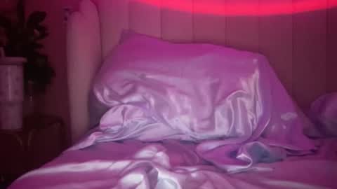 prncesspuss online show from October 9, 2025, 4:43 am