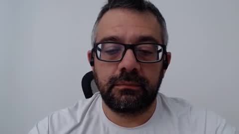 Professional manBD online show from November 18, 2025, 3:49 pm