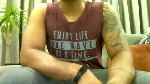 Snapshot of profgrey93 chatting on March 27, 2026, 8:30 pm profgrey93 online show from March 27, 2026, 8:30 pm