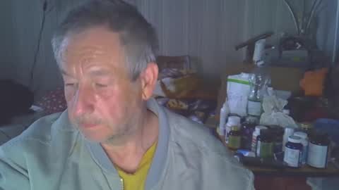 Snapshot of projectorepson chatting on April 19, 2026, 6:10 pm projectorepson online show from April 19, 2026, 6:10 pm