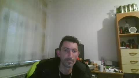 Snapshot of prosexualny chatting on December 25, 2024, 2:02 pm Mariusz online show from December 25, 2024, 2:02 pm