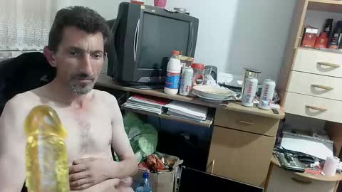 Snapshot of prosexualny chatting on November 16, 2025, 11:43 pm Mariusz online show from November 16, 2025, 11:43 pm