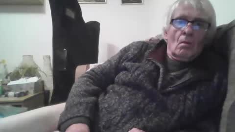 Snapshot of proudwelshman chatting on January 24, 2025, 11:23 pm proudwelshman online show from January 24, 2025, 11:23 pm