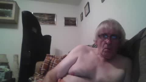 Snapshot of proudwelshman chatting on February 7, 2025, 11:34 pm proudwelshman online show from February 7, 2025, 11:34 pm