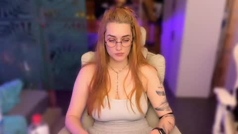 Snapshot of ps4pro chatting on June 2, 2026, 9:39 pm Queen of Pain online show from June 2, 2026, 9:39 pm
