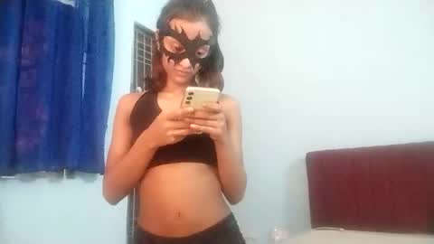 Snapshot of pseudonym822533 chatting on March 27, 2026, 10:48 am Pseudonym online show from March 27, 2026, 10:48 am