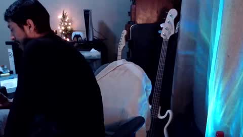 Snapshot of psilocipher chatting on February 9, 2025, 7:05 am Sk8wave online show from February 9, 2025, 7:05 am