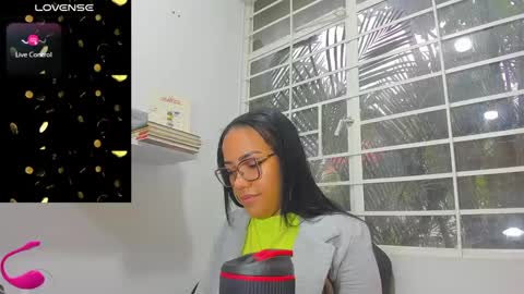 psique_naughty2 online show from March 4, 2025, 12:33 pm