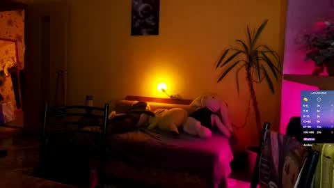 Snapshot of psyheya chatting on February 18, 2026, 11:50 am LUCY ----- online show from February 18, 2026, 11:50 am