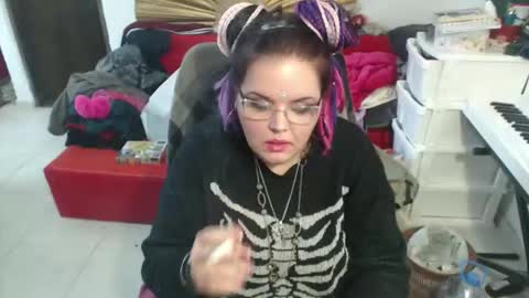 Snapshot of psylink chatting on December 14, 2025, 11:15 am Psylink online show from December 14, 2025, 11:15 am