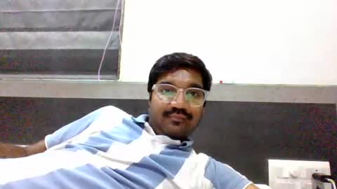 Snapshot of ptl1711 chatting on May 28, 2026, 5:10 pm ptl1711 online show from May 28, 2026, 5:10 pm