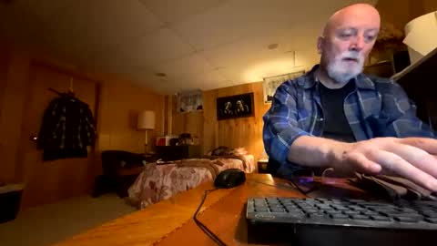 ptyhosefetish online show from November 30, 2025, 4:05 am