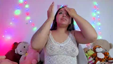 Snapshot of pucaa_ chatting on December 23, 2025, 12:41 am Emma Rico model indep online show from December 23, 2025, 12:41 am