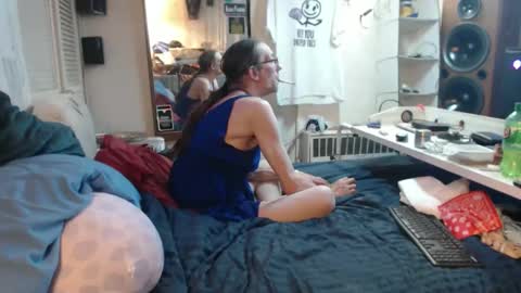 puff0169 online show from April 26, 2026, 4:54 am