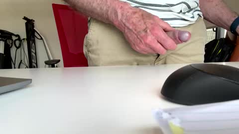 puffiest online show from December 3, 2024, 1:30 am