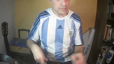 Snapshot of puky_mza chatting on December 4, 2025, 3:05 am puky_mza online show from December 4, 2025, 3:05 am