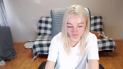 Polly online show from March 28, 2026, 4:45 am