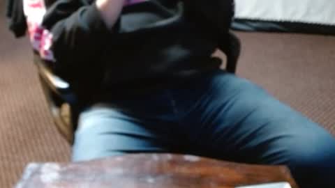 Snapshot of punkypapi chatting on December 22, 2025, 6:43 am Jojo online show from December 22, 2025, 6:43 am