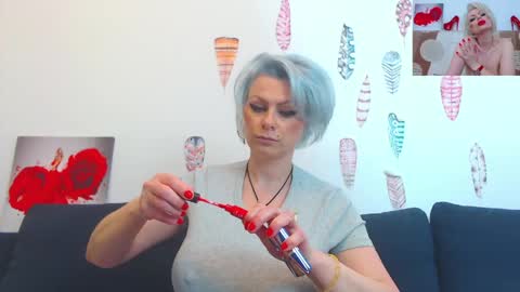 Snapshot of pure_seduce_wow chatting on April 16, 2026, 1:50 am Goldie online show from April 16, 2026, 1:50 am