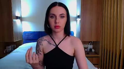 Julia online show from June 11, 2026, 2:26 pm