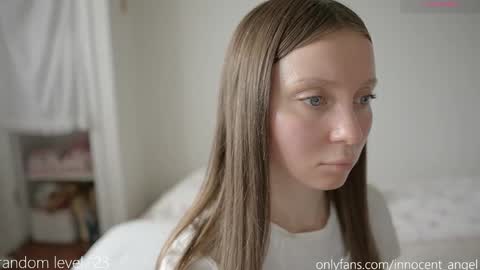 Snapshot of pureangeldolores chatting on November 2, 2025, 11:34 am i dont do shows for free. watching here silently and waiting for me to start showing you something for free is useless online show from November 2, 2025, 11:34 am