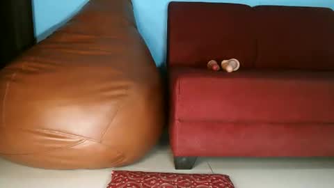 Pureannuals online show from November 20, 2025, 3:28 am