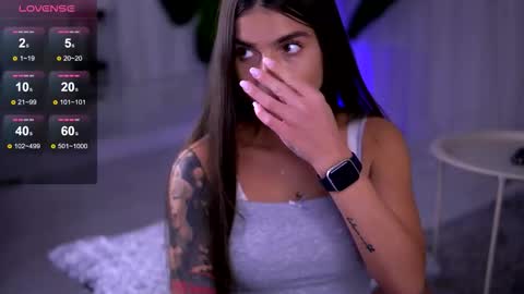 Emily online show from November 16, 2025, 4:40 am