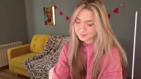 Bella online show from February 21, 2026, 5:41 am