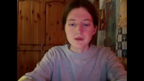 purple_cat55 online show from November 6, 2025, 5:25 pm