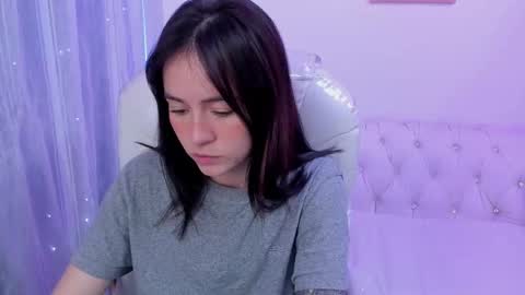 Snapshot of purple_slut_ chatting on February 25, 2025, 2:25 am Anna online show from February 25, 2025, 2:25 am