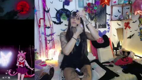purplekattlyn online show from May 24, 2026, 3:44 am
