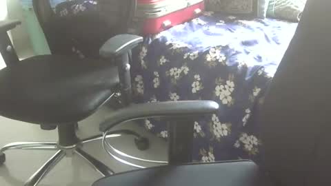 Pushpakma123 online show from April 27, 2026, 10:57 am