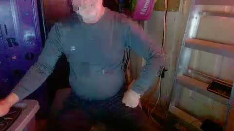 Snapshot of pussy_licker0127 chatting on February 9, 2025, 10:20 am Mark online show from February 9, 2025, 10:20 am