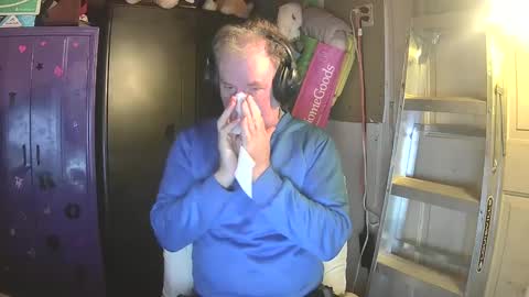 Snapshot of pussy_licker0127 chatting on March 3, 2025, 4:25 am Mark online show from March 3, 2025, 4:25 am