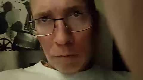 Pussy Licker - Womens Orgasm Paradise online show from April 24, 2026, 7:49 pm