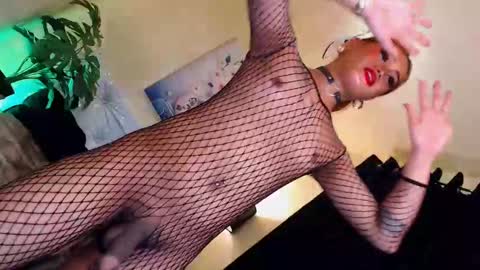 pussydoll07 online show from December 28, 2024, 9:30 pm