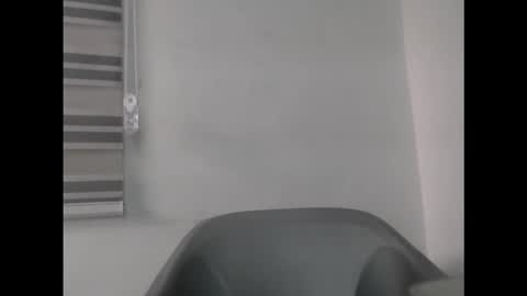 pussydollurz online show from November 14, 2025, 8:24 am