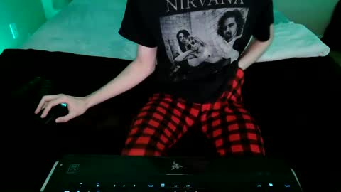 Snapshot of pussylover2182 chatting on December 7, 2024, 7:27 am pussylover2182 online show from December 7, 2024, 7:27 am