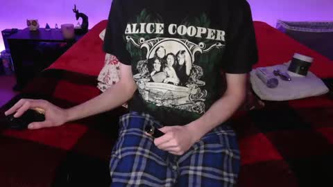 Snapshot of pussylover2182 chatting on February 2, 2025, 5:32 am pussylover2182 online show from February 2, 2025, 5:32 am