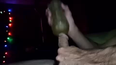 Snapshot of pussyluver420kik909587 chatting on October 15, 2025, 8:14 am Pussyluver420 online show from October 15, 2025, 8:14 am