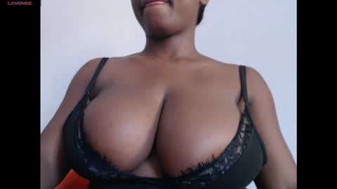 Snapshot of pussyxcockx chatting on February 13, 2026, 2:13 pm pussyxcockx online show from February 13, 2026, 2:13 pm