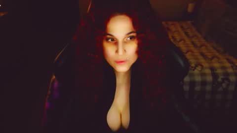 Kitty online show from December 21, 2025, 2:19 am