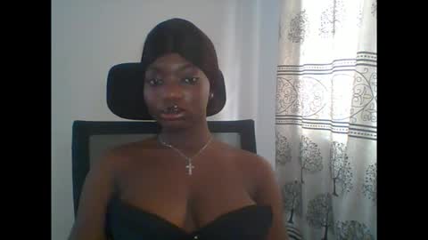 Snapshot of pweedy_ora chatting on February 19, 2026, 9:27 am ora online show from February 19, 2026, 9:27 am