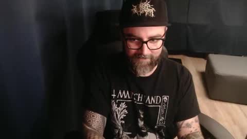 Snapshot of pyroxen chatting on October 3, 2025, 9:23 pm Yog Sothoth online show from October 3, 2025, 9:23 pm