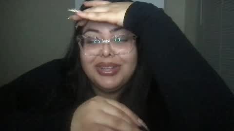 Prettypink Tinyhole online show from January 7, 2025, 10:01 am