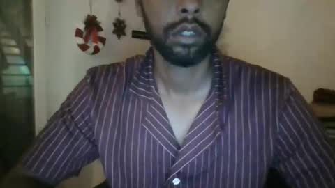 Snapshot of python974 chatting on December 13, 2025, 10:48 pm Python online show from December 13, 2025, 10:48 pm