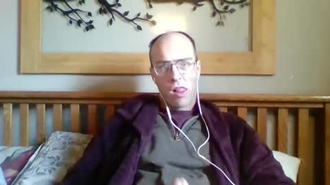 q2phq2ph online show from October 5, 2025, 5:55 pm